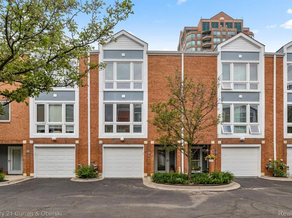 234 Main Sail Ct #31, Detroit, MI 48207