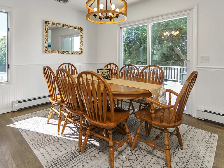 19 Rogers Ln — Photo 9