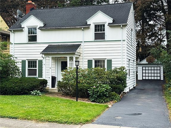 2nd image of 21 Charlton Rd