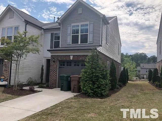 214 Olivet Loop — Photo 2