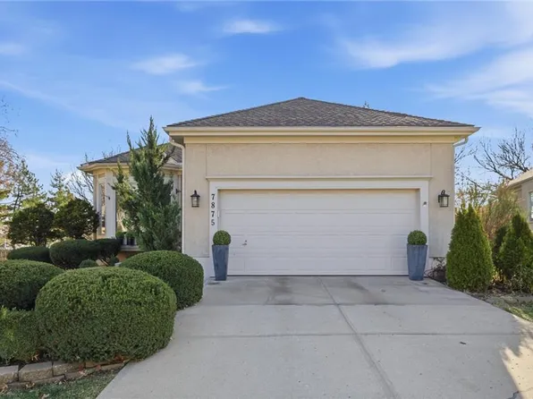 7875 W 118th Pl, Overland Park, KS 66210