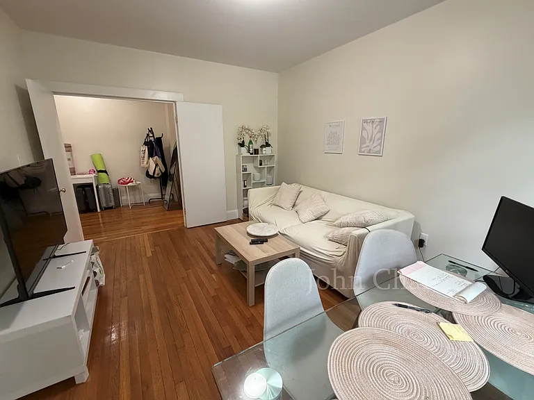 120 Washington St #1 — Photo 9