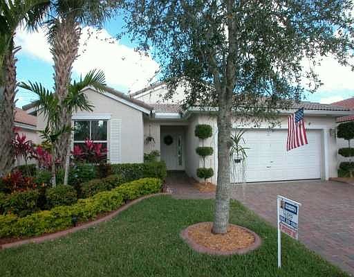 1st image of 4955 SW 35th Ter