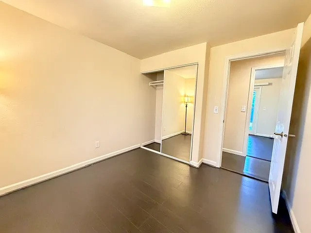20628 NE 75th Pl — Photo 12