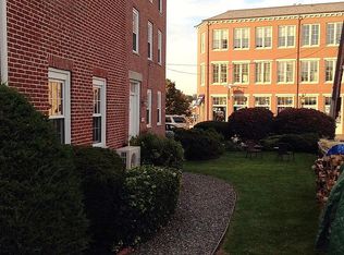 30-32 Water St, Newburyport, MA 01950