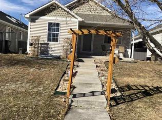 406 E 4th St, Cheyenne, WY 82007