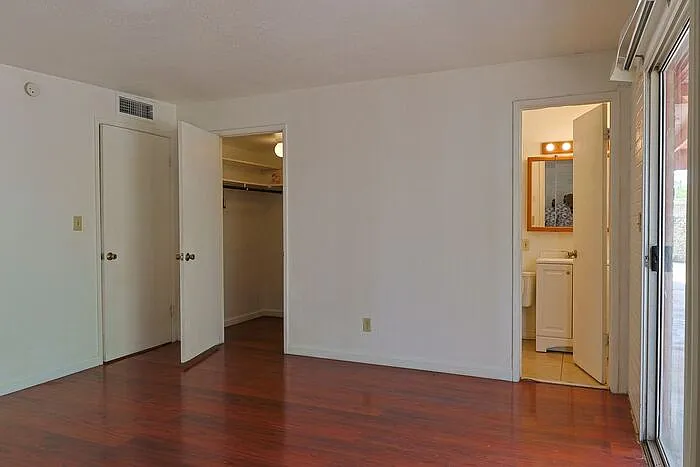 618 N Medford Dr — Photo 13