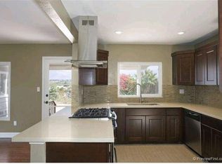 5325-27 E Falls View Dr, San Diego, CA 92115
