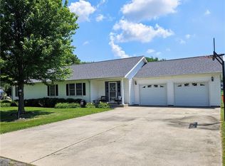 58 S Shrs, Sullivan, IL 61951