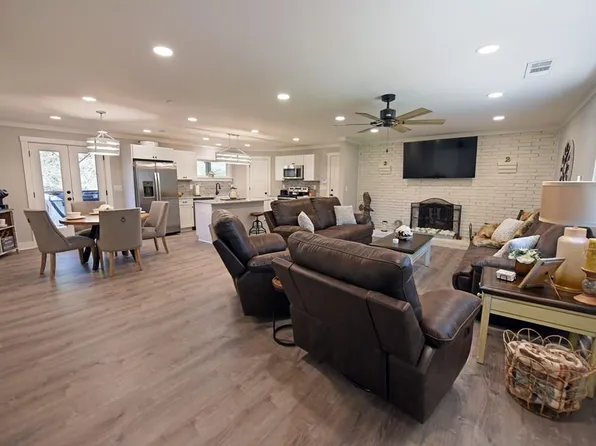 295 Loving Rd, Morganton, GA 30560