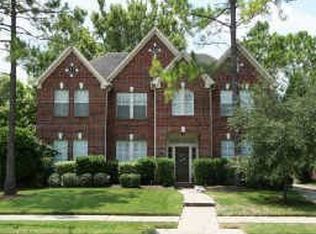 4003 N Water Iris Ct, Houston, TX 77059