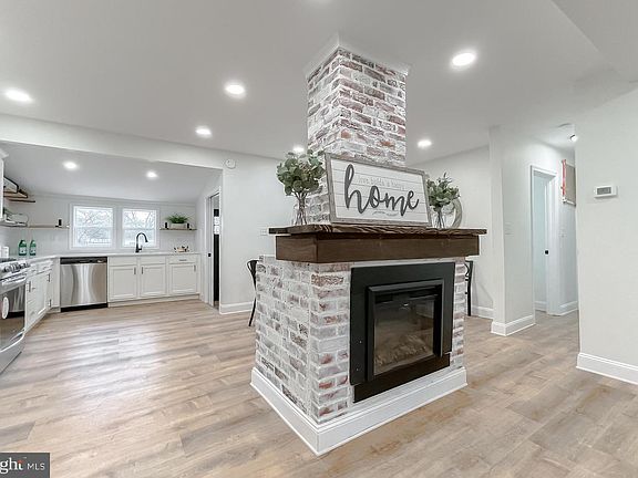 4th image of 8285 Verne Pl