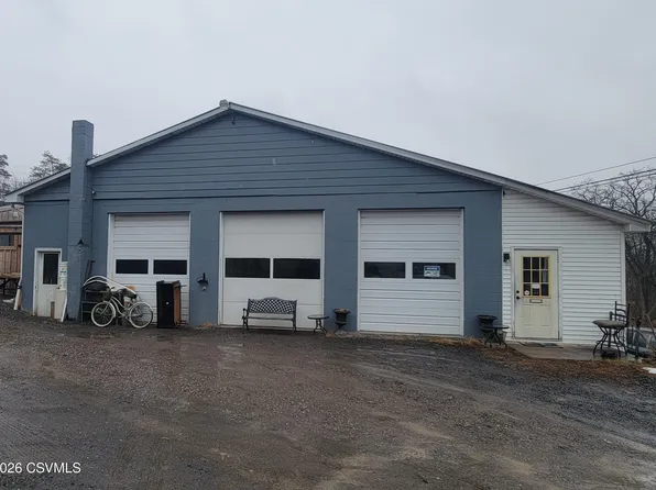 14 Red Bud Ln, Danville, PA 17821