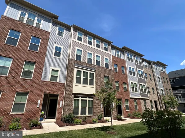 24680 Pantzlaff Farm Ter, Sterling, VA 20166