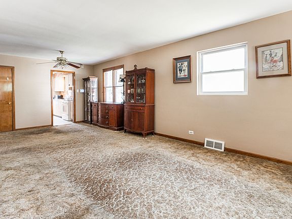 2nd image of 1800 S 59th Ct