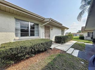 2220 Grenadier Dr #2220, Sun City Center, FL 33573