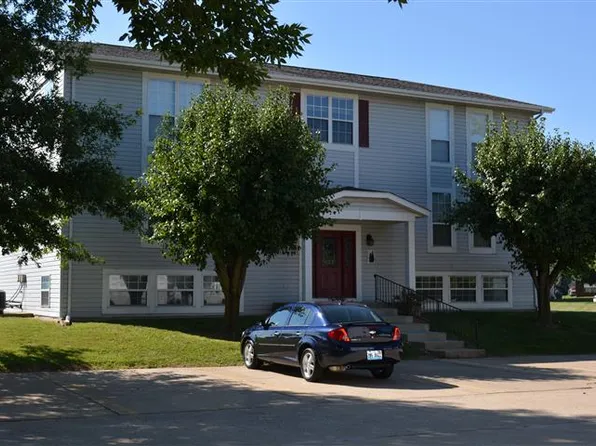 3303 Fosterburg Rd APT 1, Alton, IL 62002
