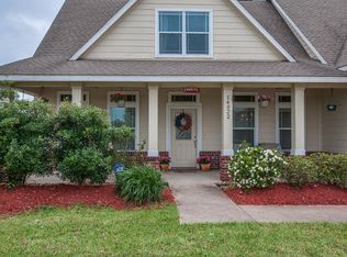 14022 Martinique Ln, Mont Belvieu, TX 77523