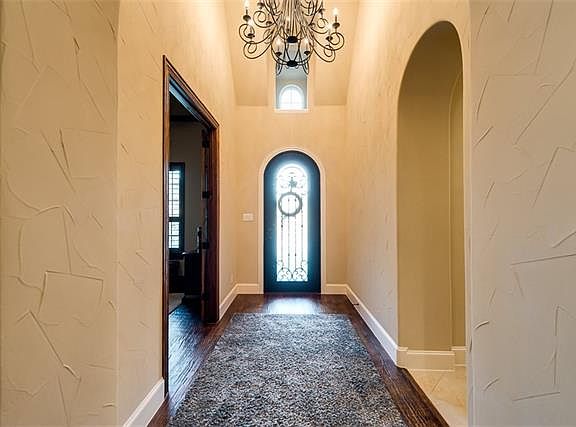 2nd image of 717 Kimbro Ave