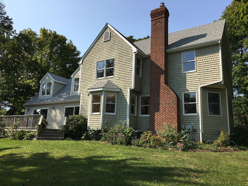 Waterviews from most rooms.
