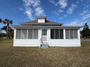 1002 Indiana Ave, Lynn Haven, FL 32444