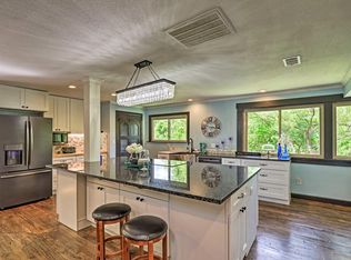 9886 Lake Haven Cir, Fort Worth, TX 76108