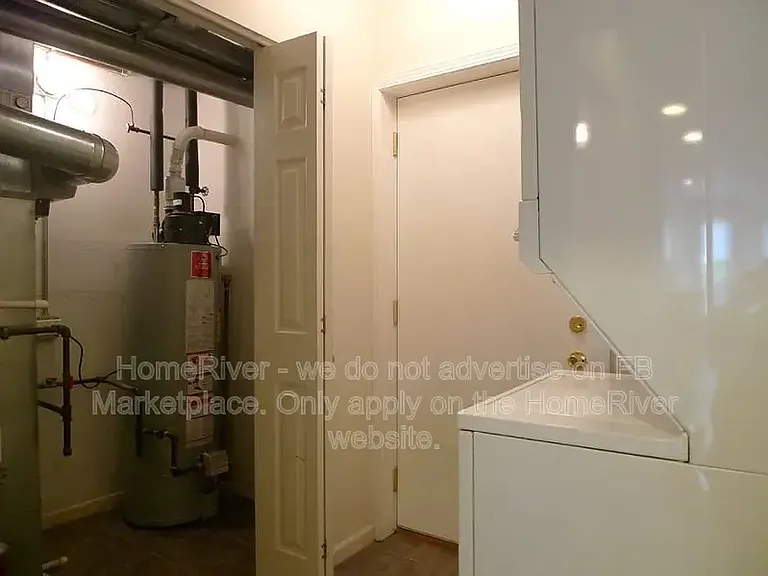 2140 W Jackson Blvd #1 — Photo 5