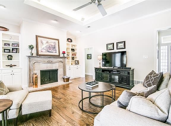 5th image of 4817 Saint James Ct