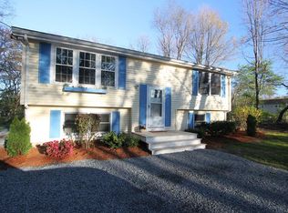 435 Lincoln St, Franklin, MA 02038