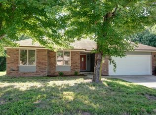 3218 S Fort Ave, Springfield, MO 65807