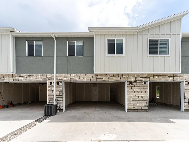1918 S 1280 W — Photo 17