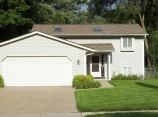 2204 Collingwood Ave SW, Wyoming, MI 49519