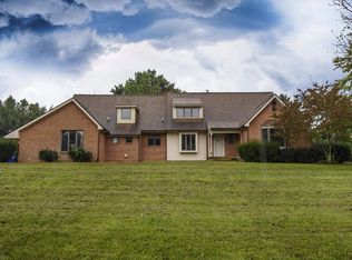 301 Royal Ln, Blacksburg, VA 24060