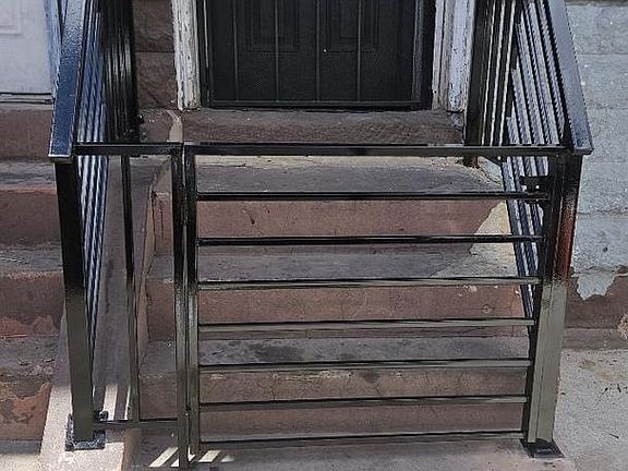 3rd image of 3140 Jasper St