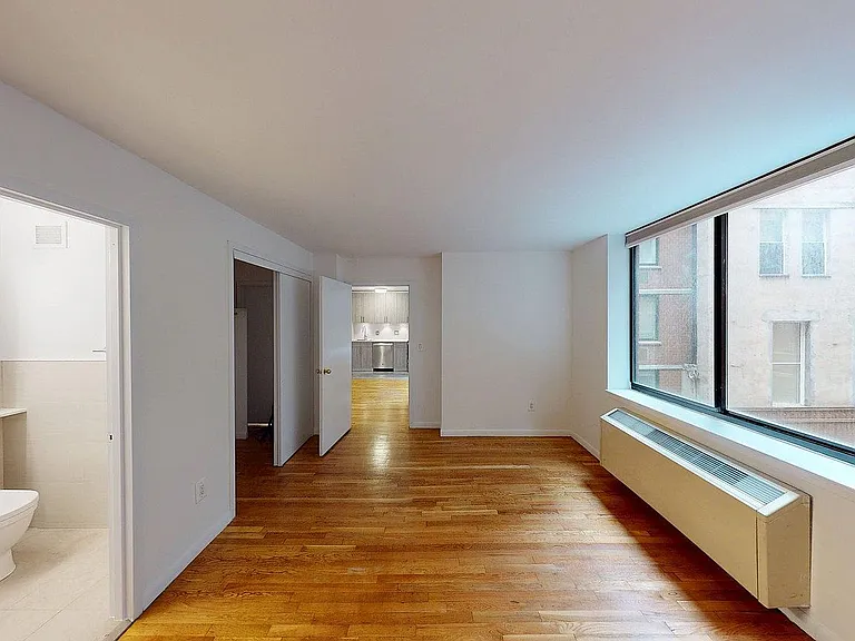 121 Reade St #5H — Photo 10