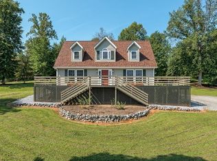 367 E Green Creek Dr, Tryon, NC 28782