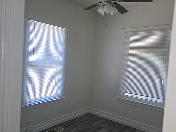 4th image of 710 N Irwin St