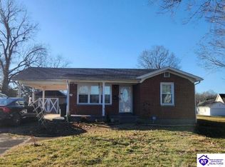 208 S Greensburg St, Hodgenville, KY 42748