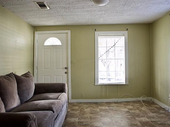 4th image of 2314 Frank Henderson Jr Dr