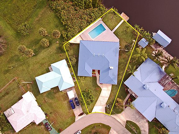 2nd image of 608 Ramie Ln