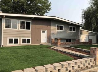 795 River Dr, Independence, OR 97351