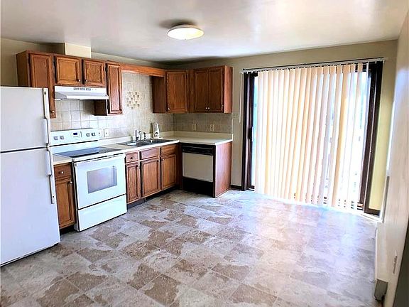 5th image of 69 Old Unionville Rd APT 4