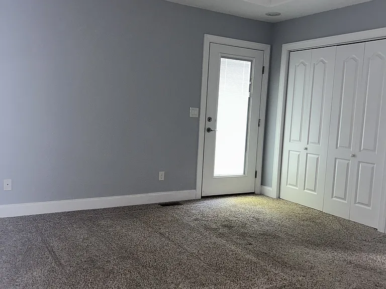 40 Brooks Ln — Photo 22