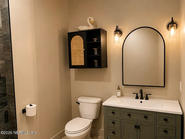 1200 N Clay St — Photo 29