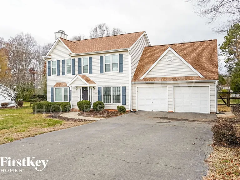 6350 River Crest Dr — Photo 2