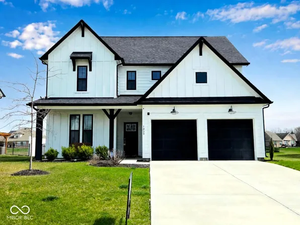 1935 S Reilly Ln, New Palestine, IN 46163