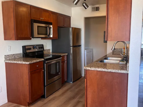 2750 S Durango Dr, Las Vegas, NV