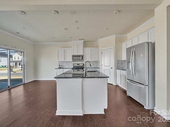 5th image of 8302 Flint Hill Dr