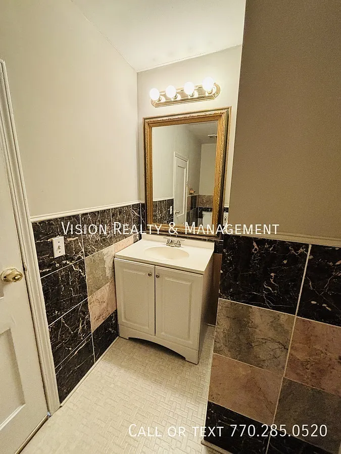 Lovely 4BD/2BA In Carrollton — Photo 4