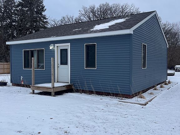 2nd image of 2745 Lone Tree Rd